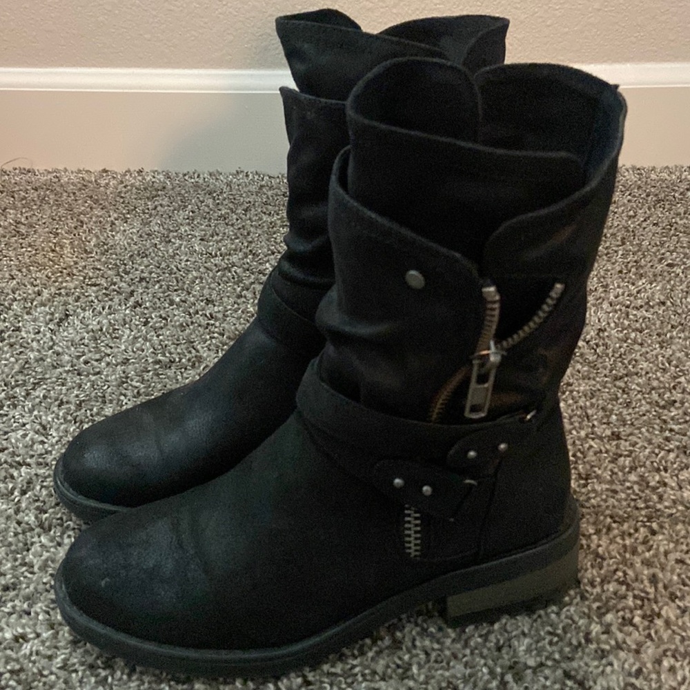 Carlos boots size 8